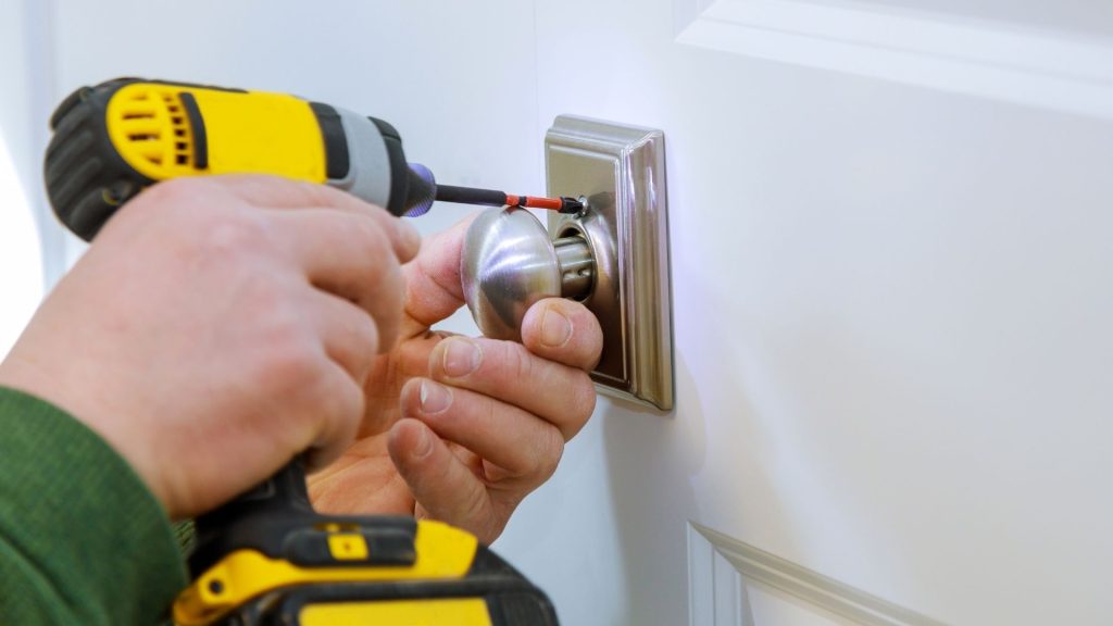 מנעולן במרכז